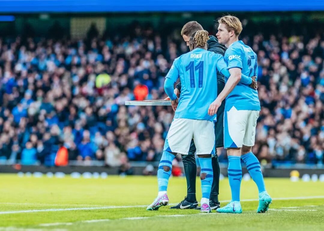 南昌马术俱乐部骑手包揽武汉马运会场地障碍60-80CM级别个人赛冠亚军